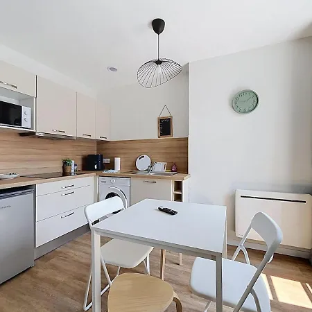 Le Lointain - Les D'hiver Apartment *